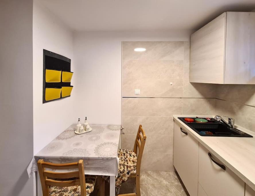Appartamento Hisa Idej Sežana Esterno foto